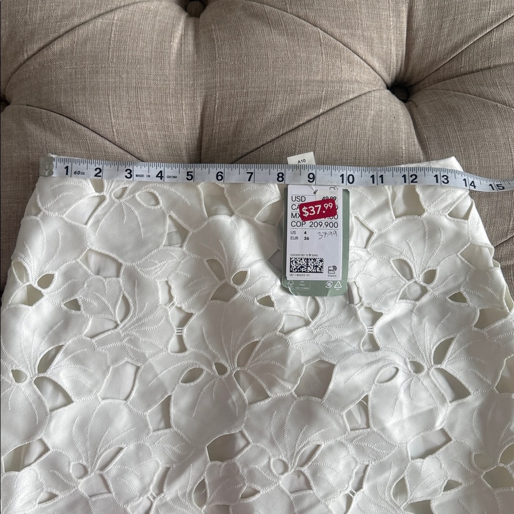H&M Elegant White Lace Skirt - Picture 14 of 16